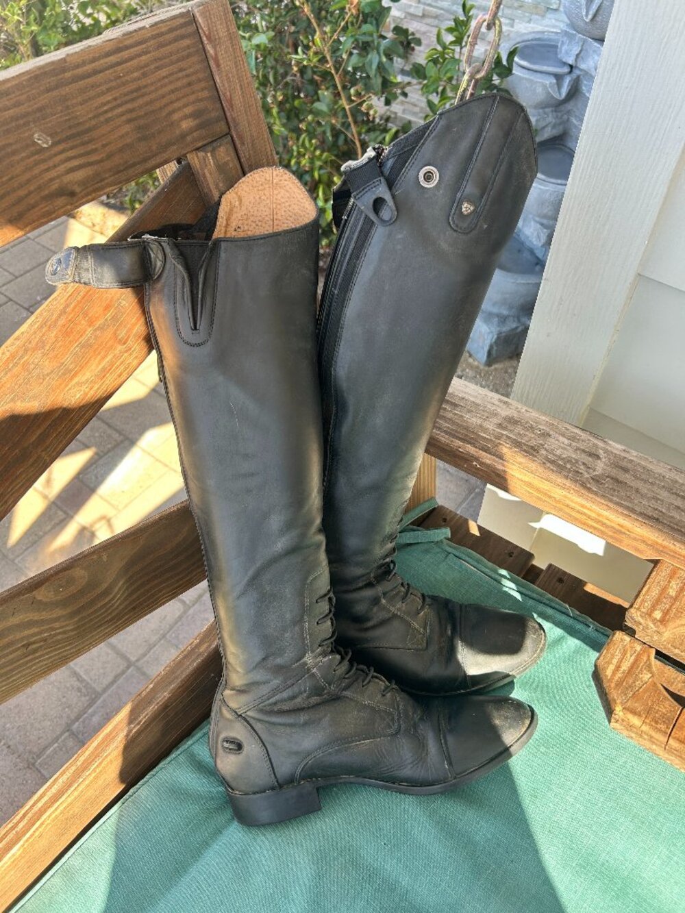 Ariat Riding Boots Size 8 Contour II